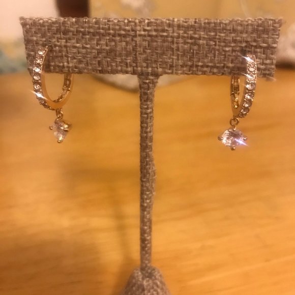 SWAROVSKI Inset Crystal Dangle Earrings - Picture 2 of 3